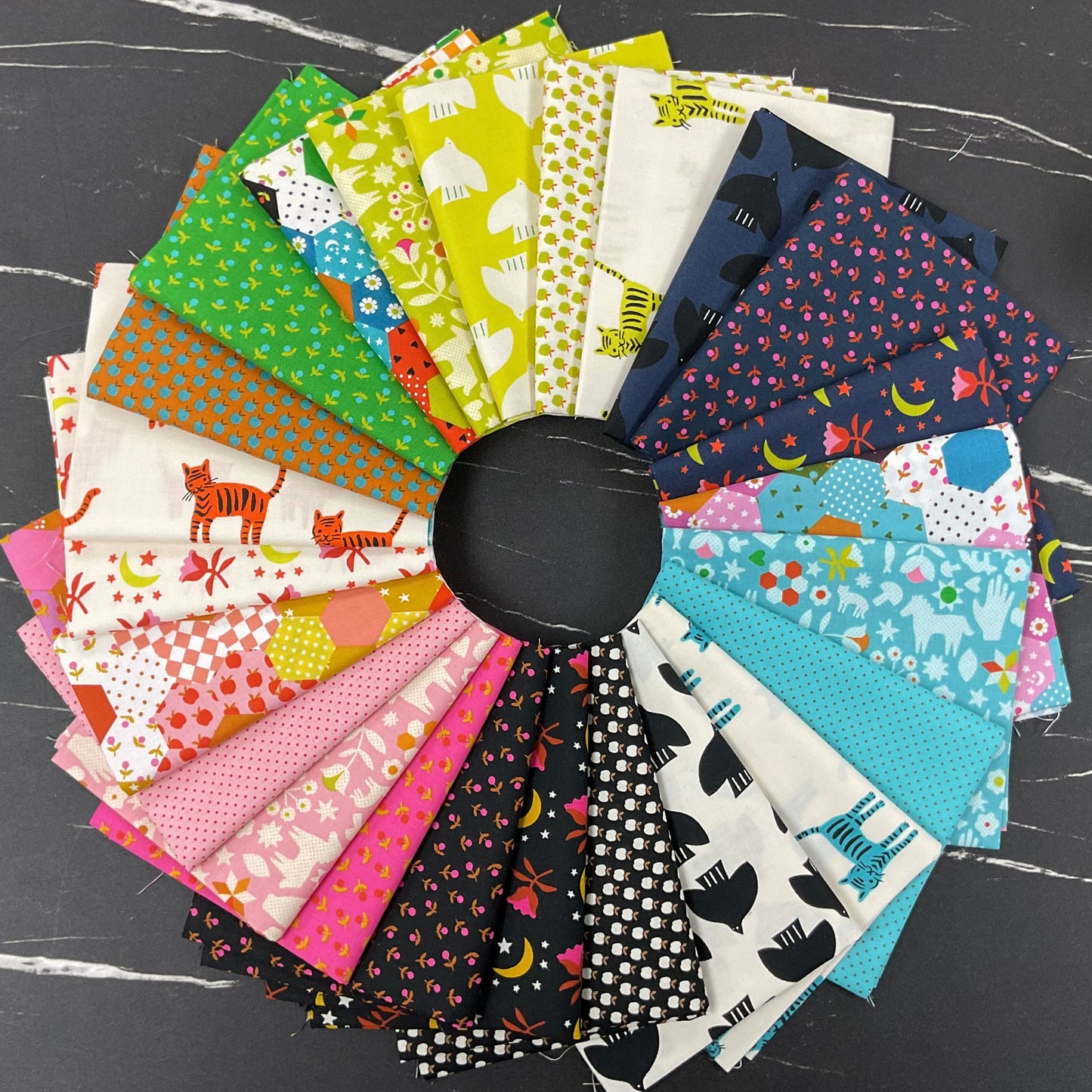 Catnap by Alexia Marcelle Abegg : Fabric Bundles