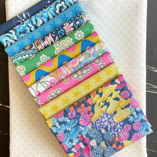 Copihue Quilt Kit : Magic Garden by Josephine Kimberling