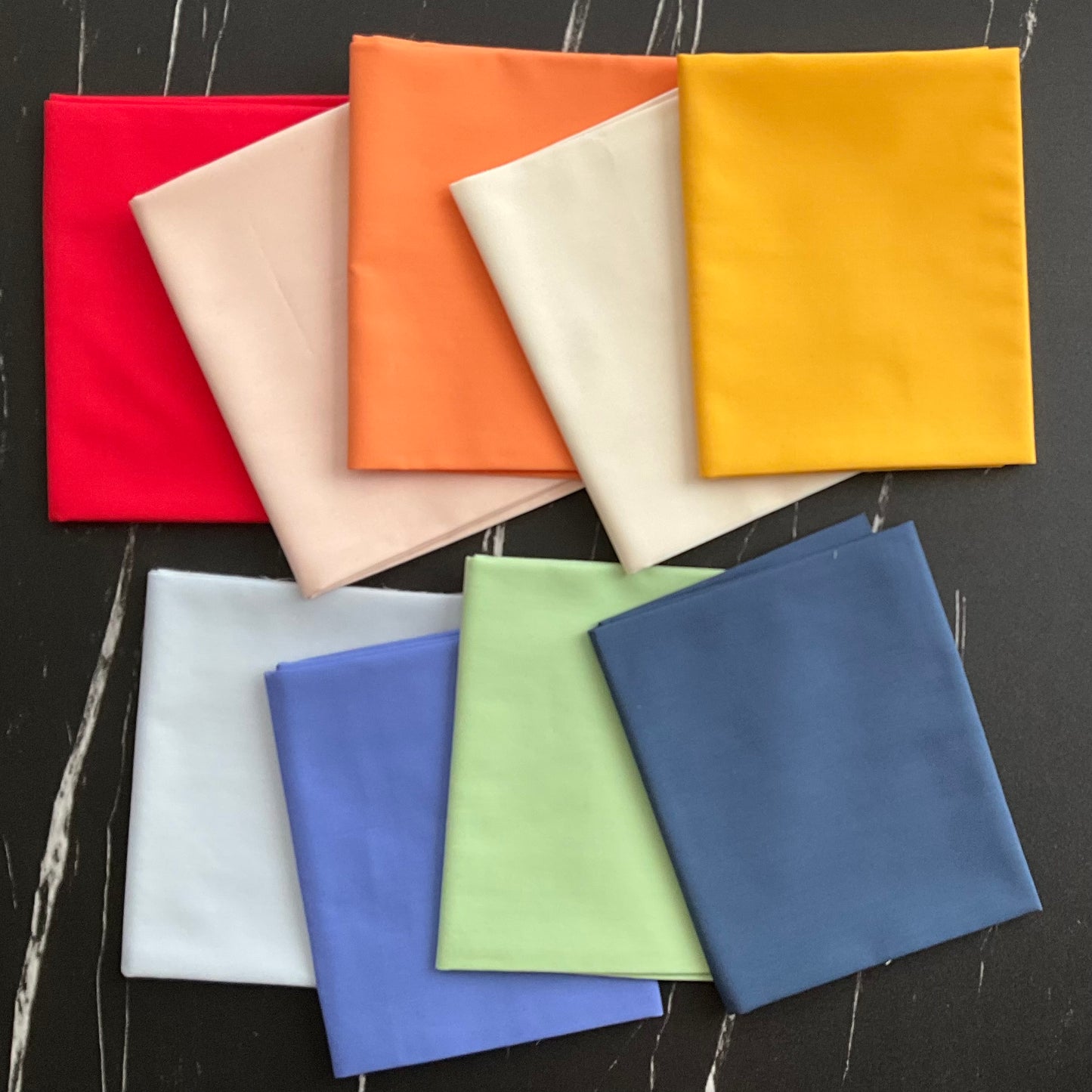 Daisy Coordinated with Pure Solids : Bundle