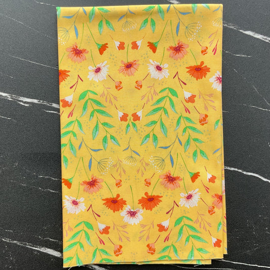 Daisy by Maureen Cracknell Reflective Meadow DSY24410