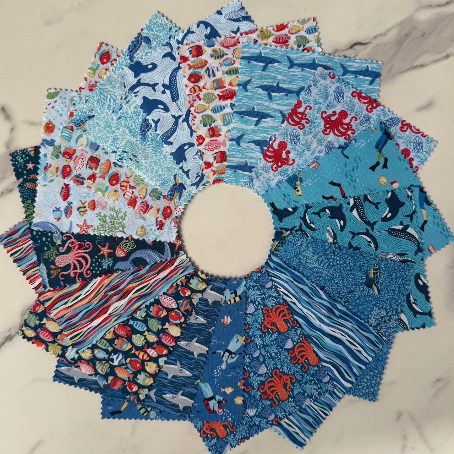 Deep Blue Sea by Makower UK : Charm Pack