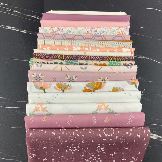 GeoBloom by Sewcial Bee Collective : Gradient Garden Quilt Kit