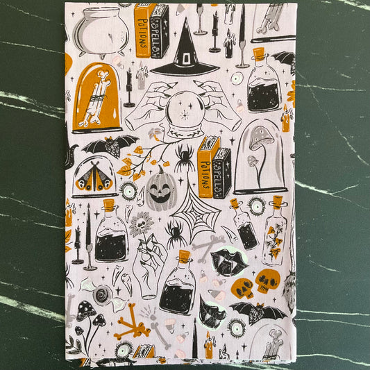 Ghostly & Haunted by AGF Studio ~ Witching Hour Moon GHH13132