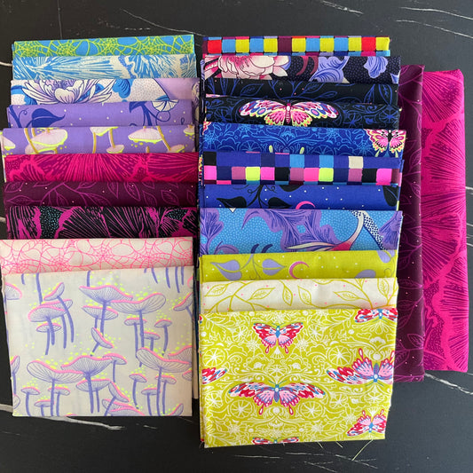 Glow Garden by Sarah Watts : Courtyard Quilt Kit