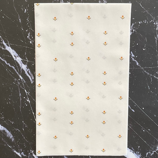 Heirloom by Sharon Holland - Queen Bee Retro HRL48103