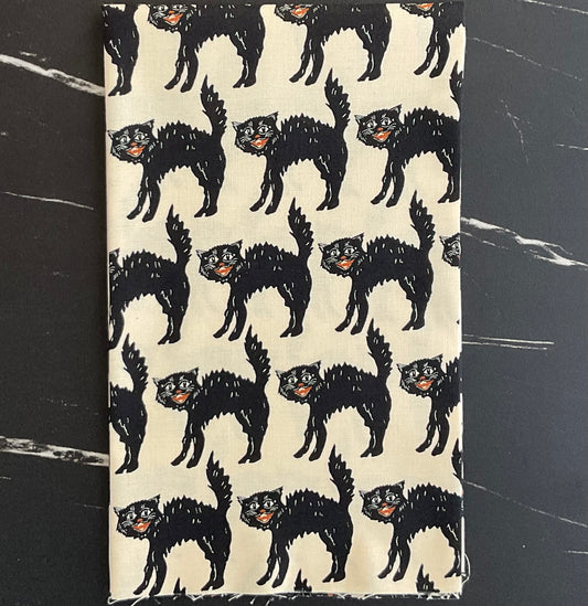 Home Sweet Haunt by Stacy Iest Hsu : Bundles