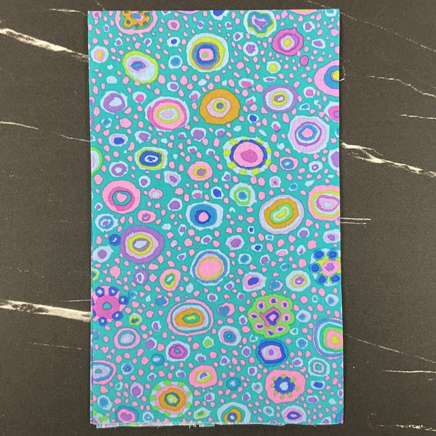 Kaffe Fassett Collective August 2025 : Roman Glass Turquoise PWGP001.TURQUOISE