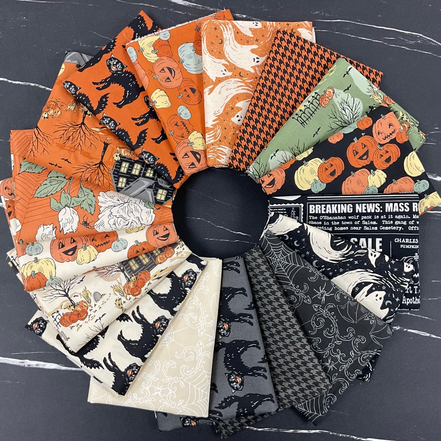 Home Sweet Haunt by Stacy Iest Hsu : Fabric Bundles