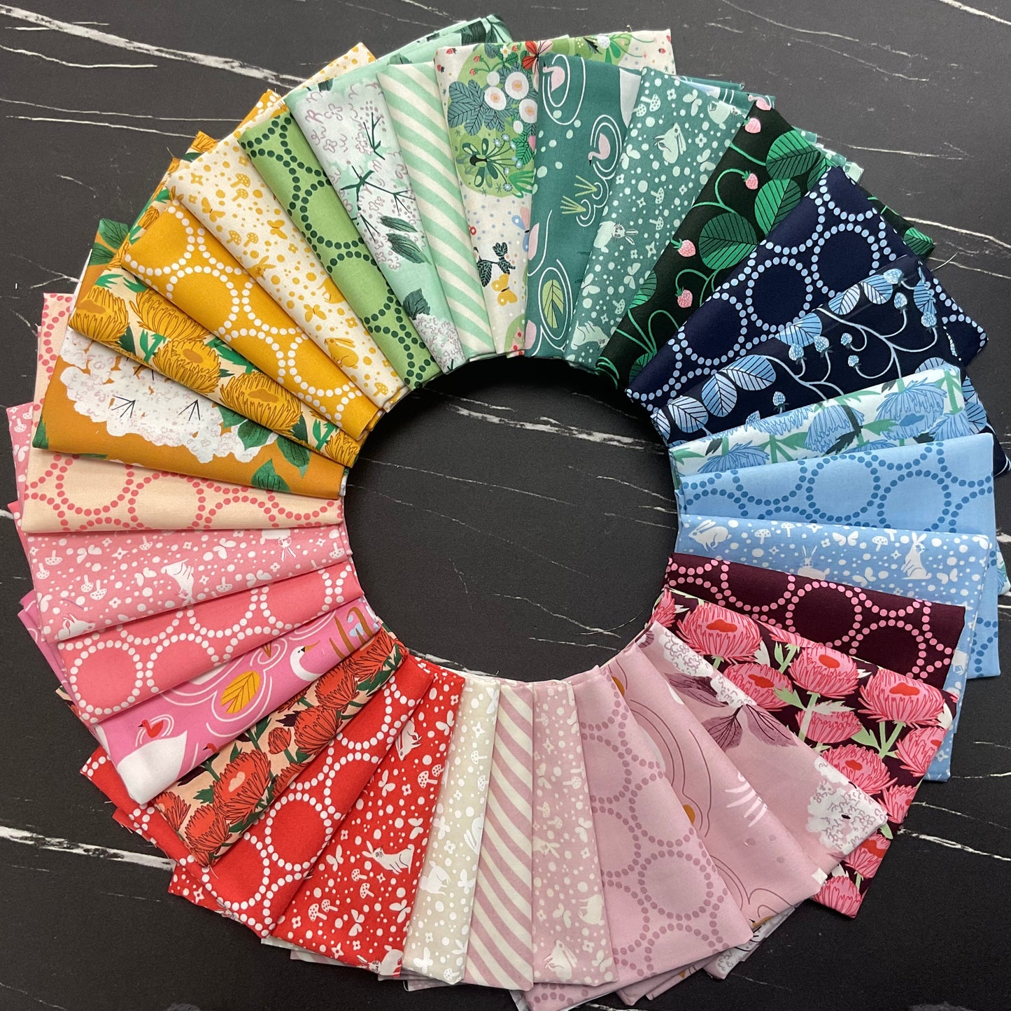 Love Letter by Lizzy House : Fabric Bundles