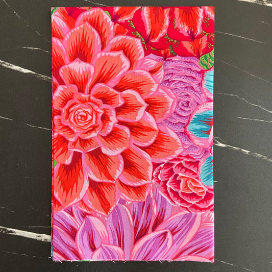 Kaffe Fassett Collective February 2025 : House Leeks Pink - PWPJ113.PINK