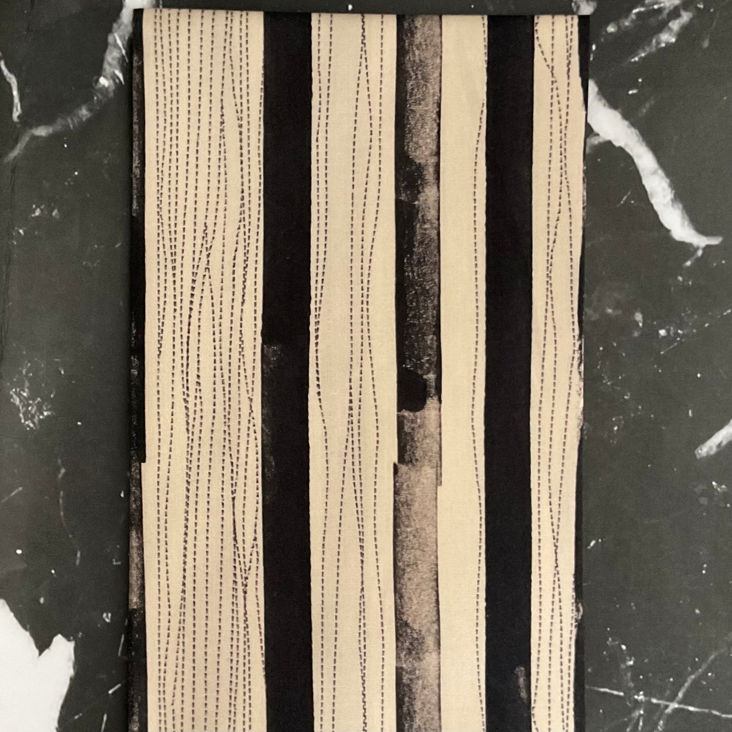 Lineage by e bond: Line Break - PWEB055.Dear