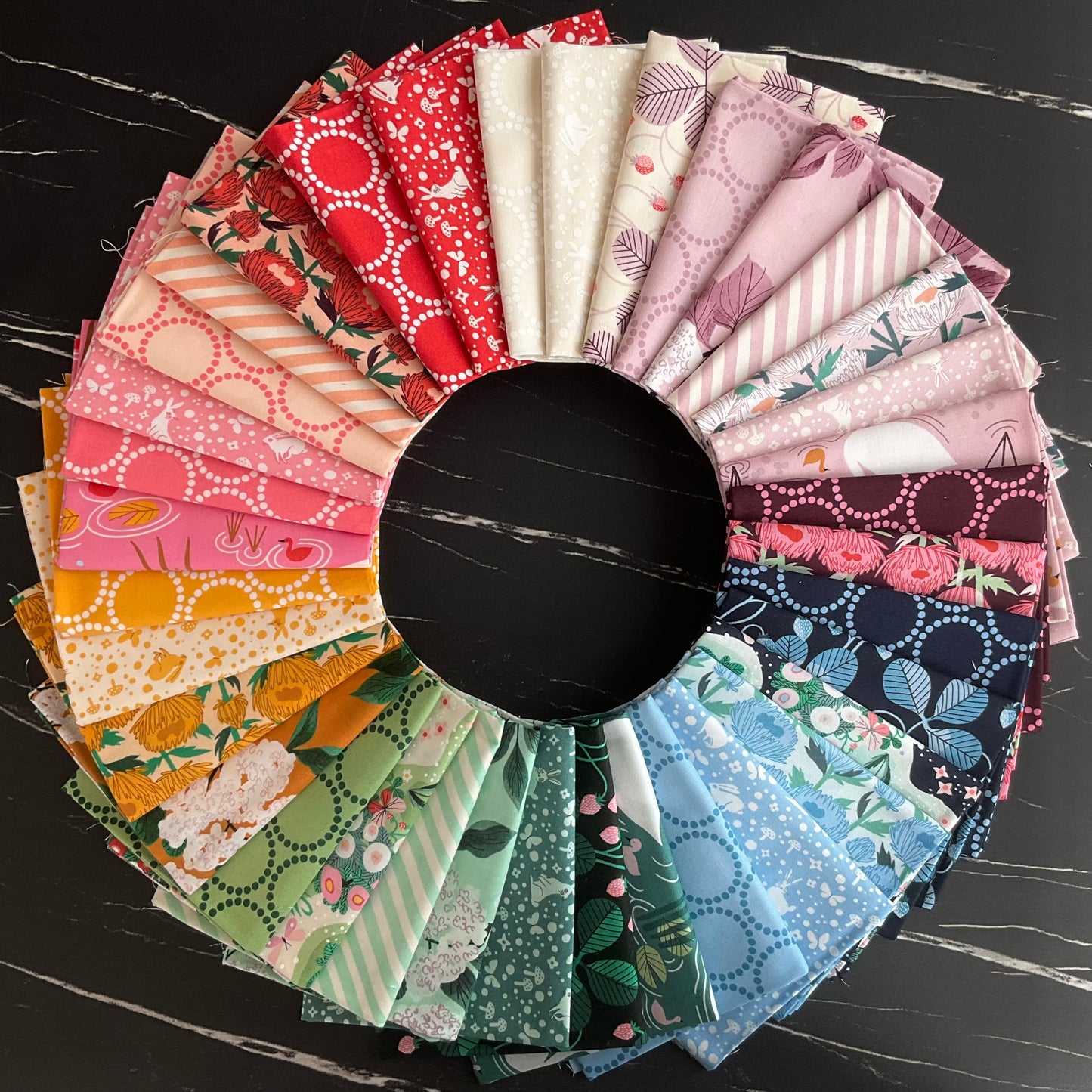 Love Letter by Lizzy House : Fabric Bundles