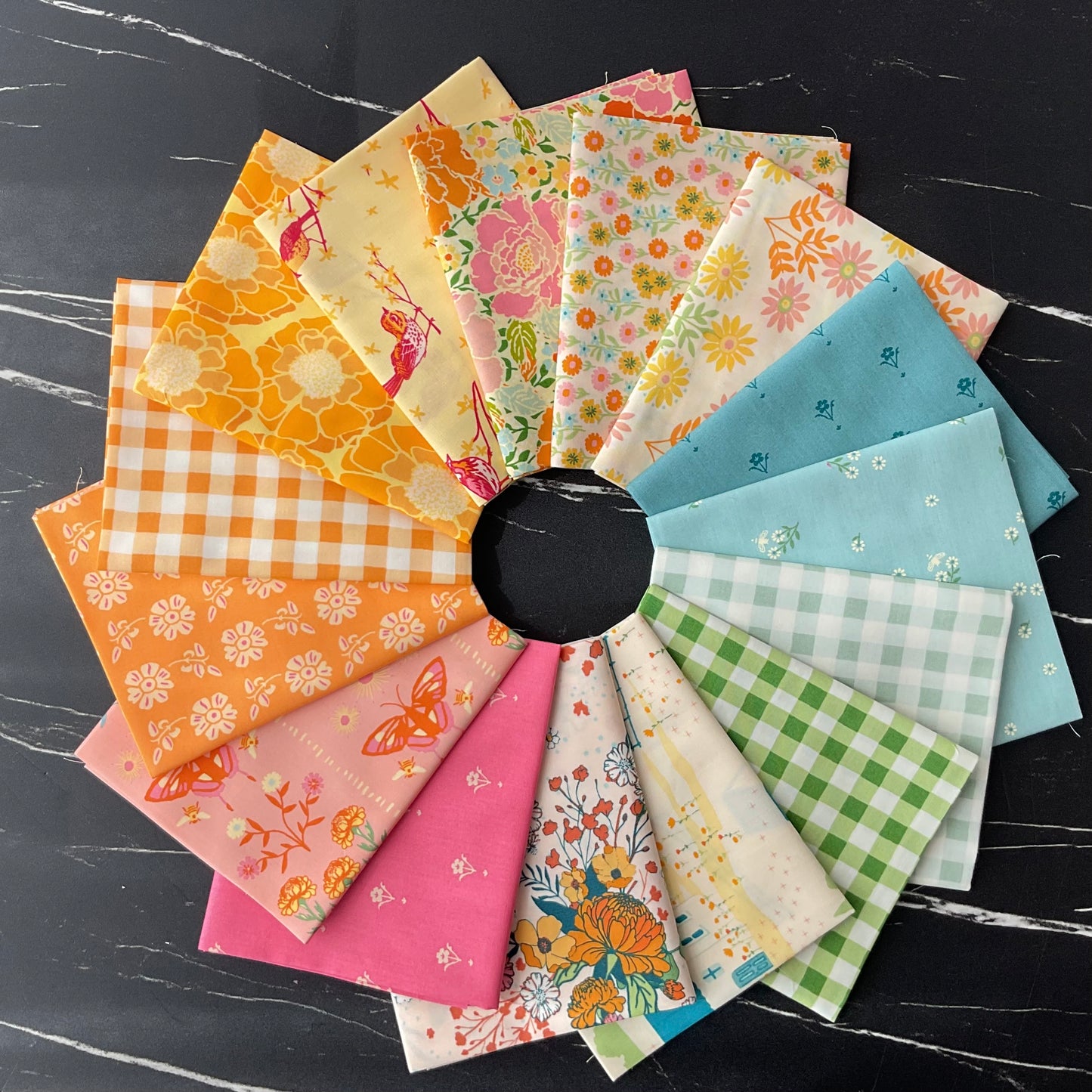 Marigold by Maureen Cracknell : Fabric Bundles