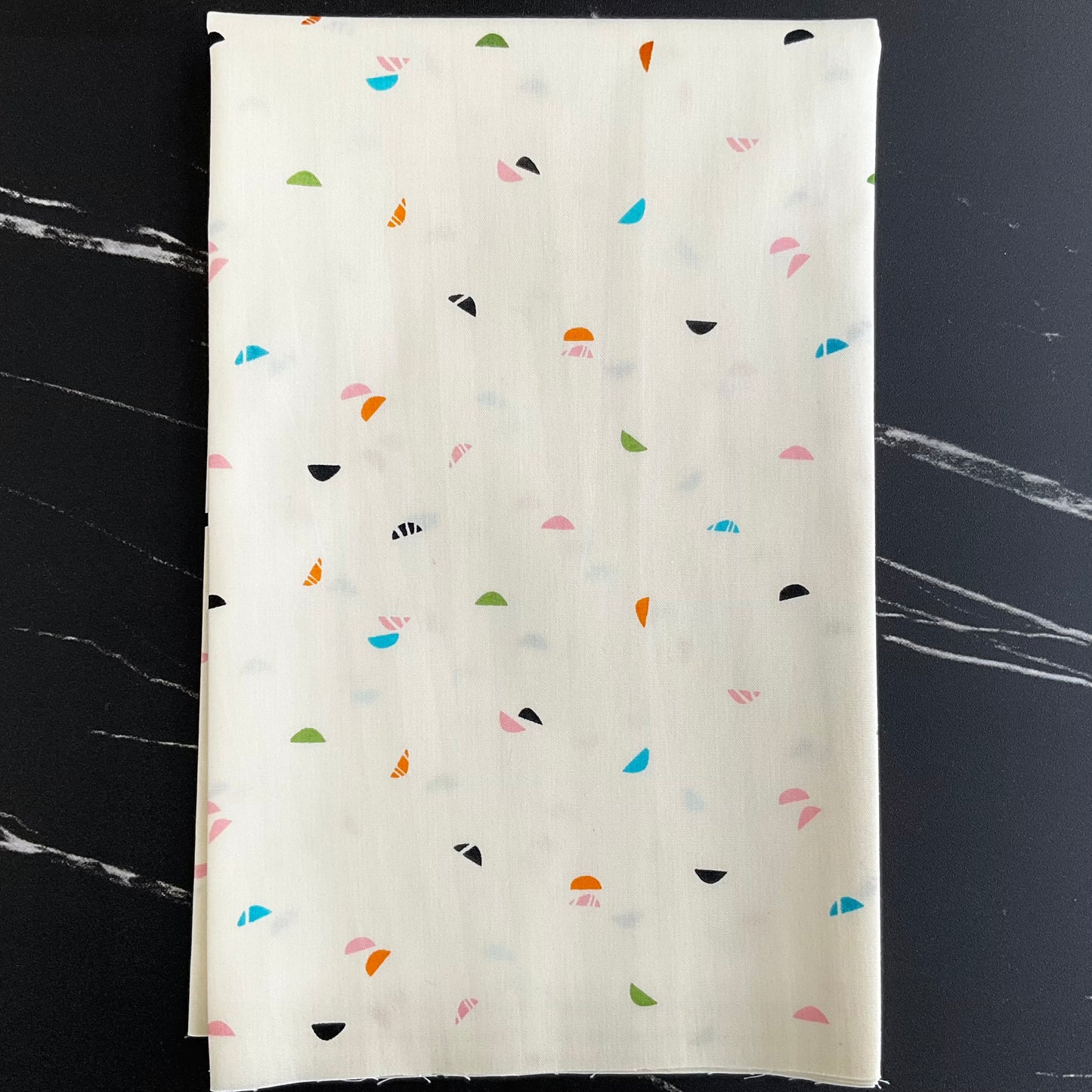 Modernista by AGF Studio ~ Color Crescents CUR8MO304