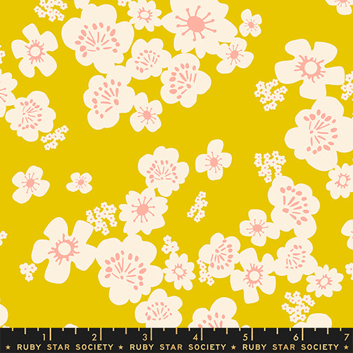 Paper Cuts 2 by Rashida Coleman-Hale : Hana Double Gauze Golden Hour RS1128 13DG