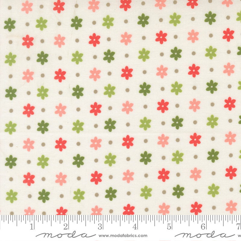 Poinsettia & Pear by Sherri & Chelsi : Daisy Dot Cloud 37713 11