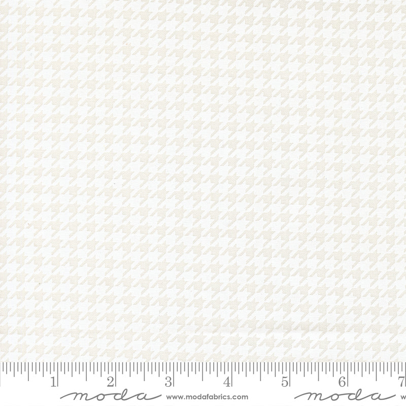 Poinsettia & Pear by Sherri & Chelsi : Houndstooth Cloud White 37718 11