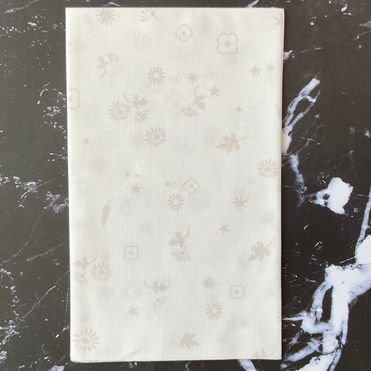 Postmark by Alison Glass : Margin Daisy A-1129-L