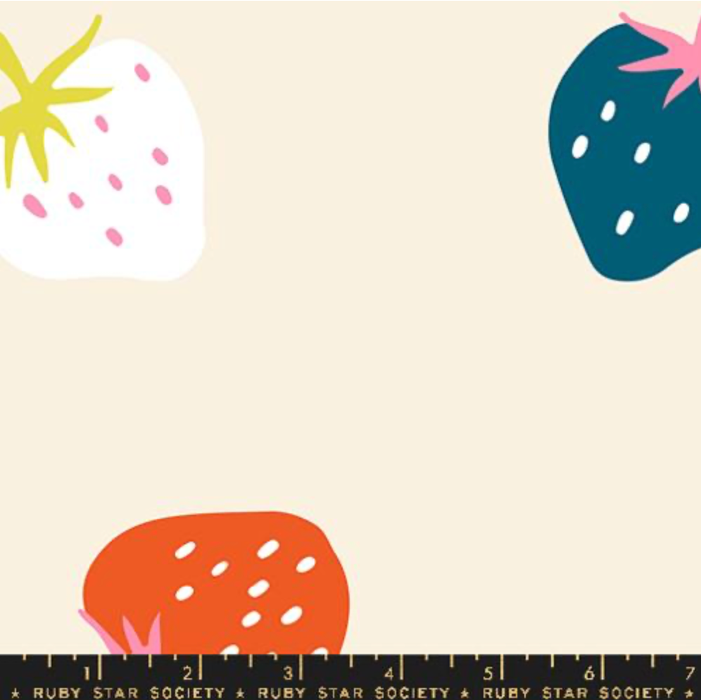 Strawberry by Kimberly Kight - 108" Natural RS3089 11