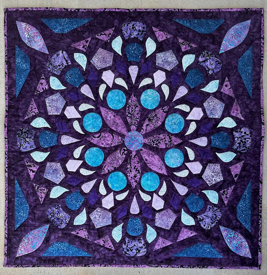 Sunshine by Sally Kelly : Bespectacled Applique Quilt Kit