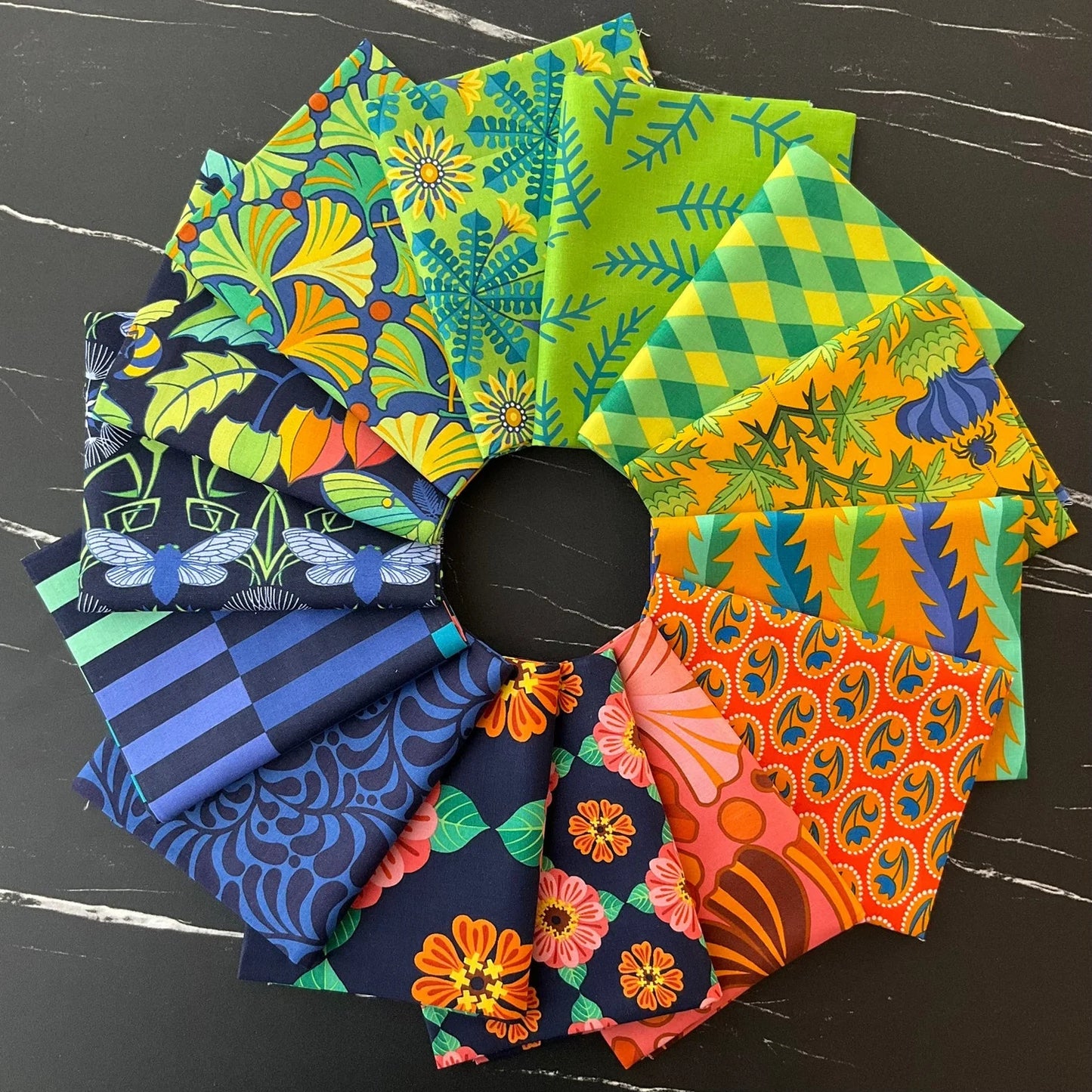 Flower Dance by Jane Sassaman:Twigs Green PWJS172.GREEN