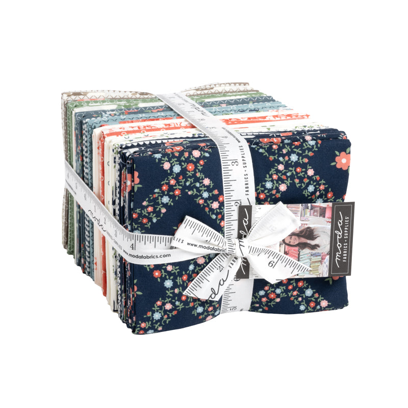 Rosemary Cottage by Camille Roskelly - Fat Quarter Bundle 55310AB