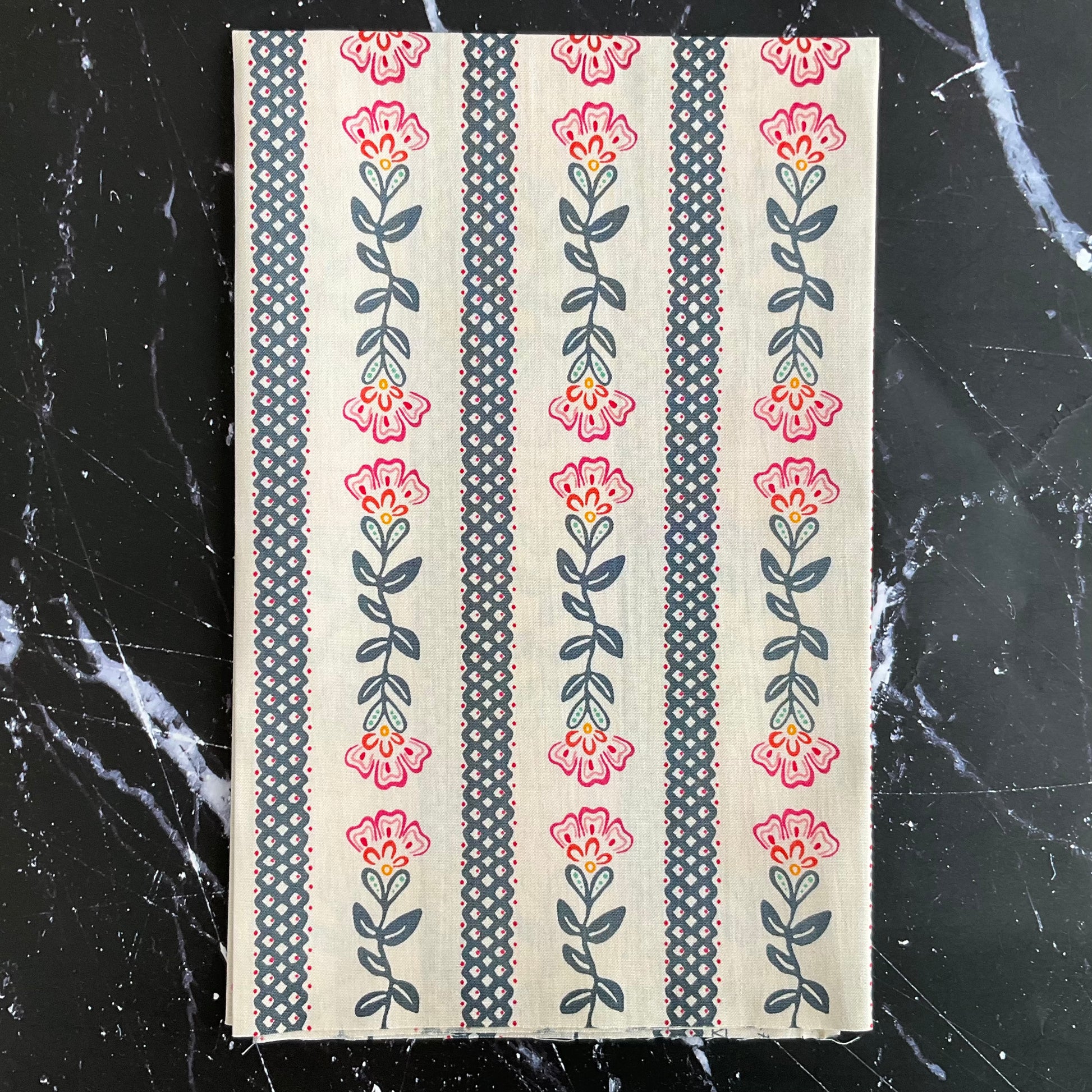 Abode by Maureen Cracknell : Harmonious Living ABO54610