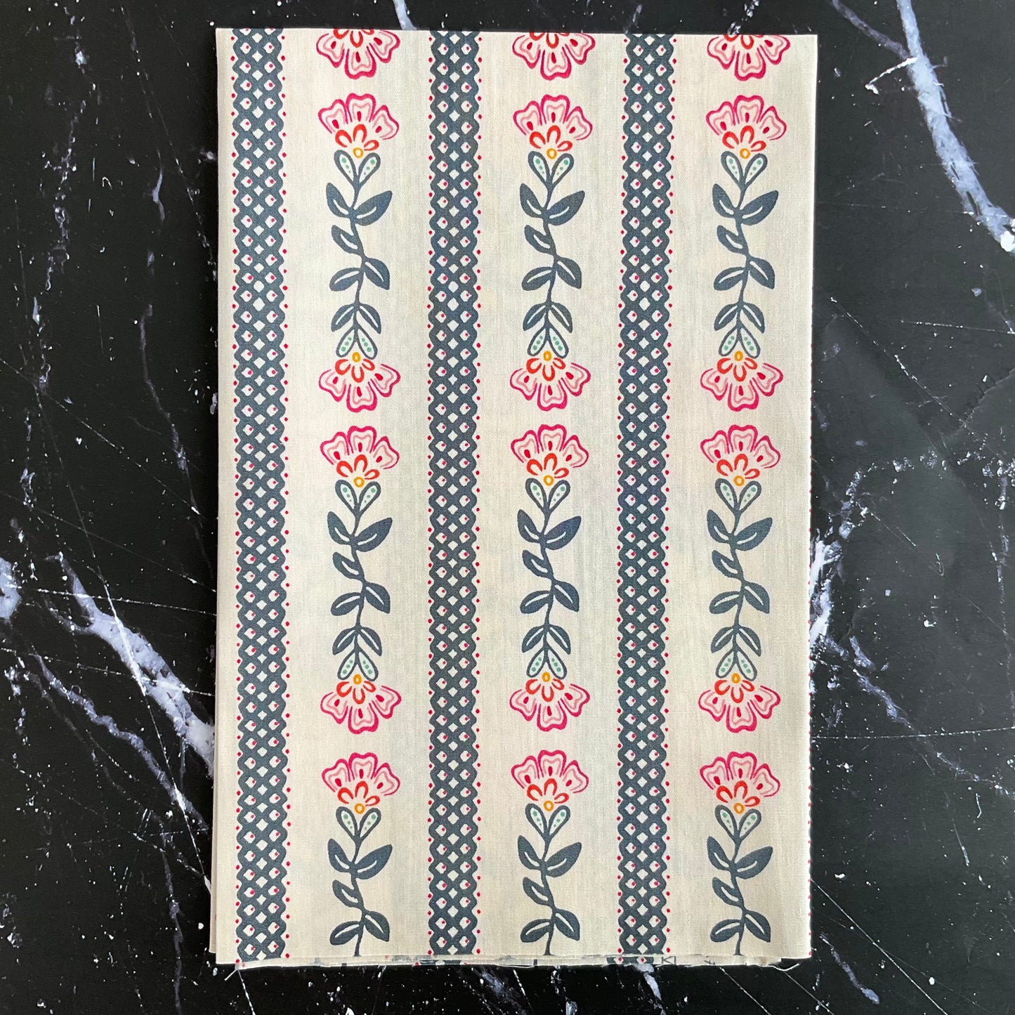 Abode by Maureen Cracknell : Harmonious Living ABO54610