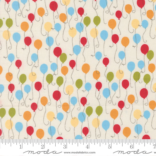 Animal Park Fun by Stacy Iest Hsu : A Float Dove 20961 11 (Estimated Arrival January 2026)