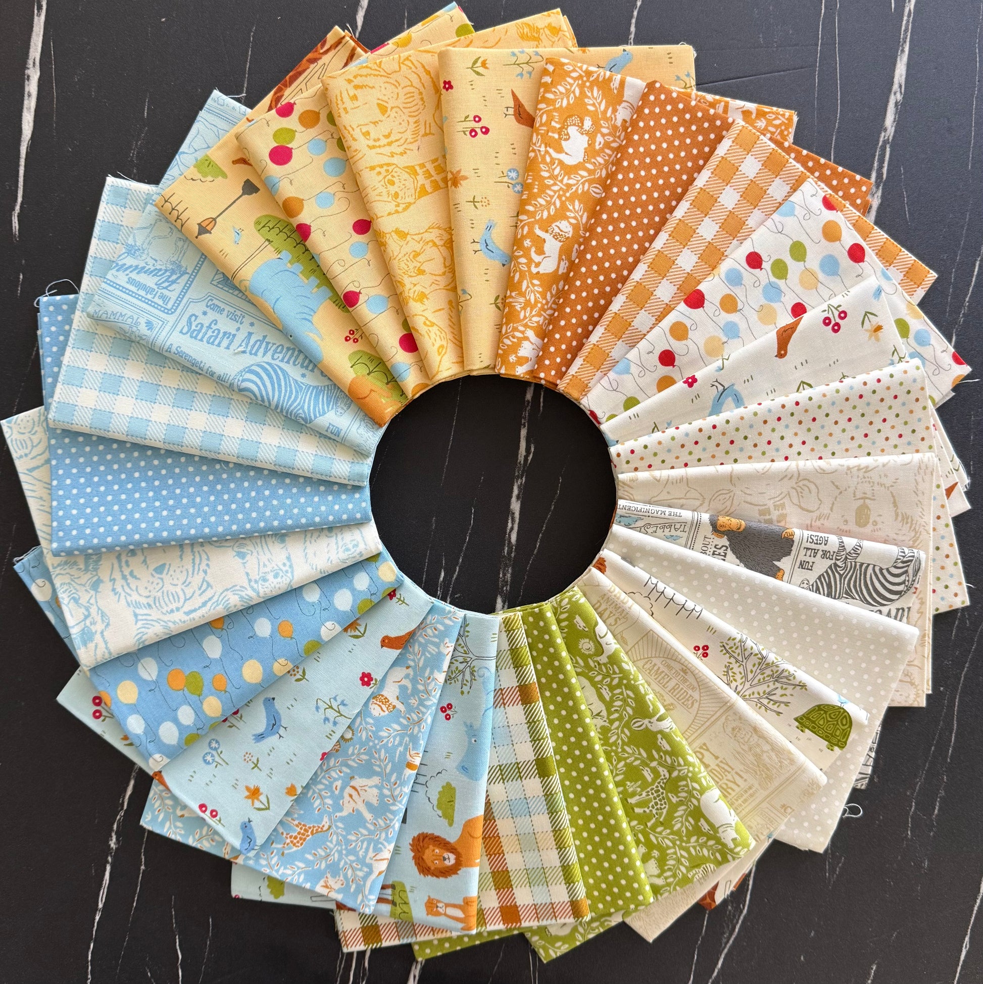 Animal Park Fun by Stacy Iest Hsu : Fabric Bundles Including 3 Panels