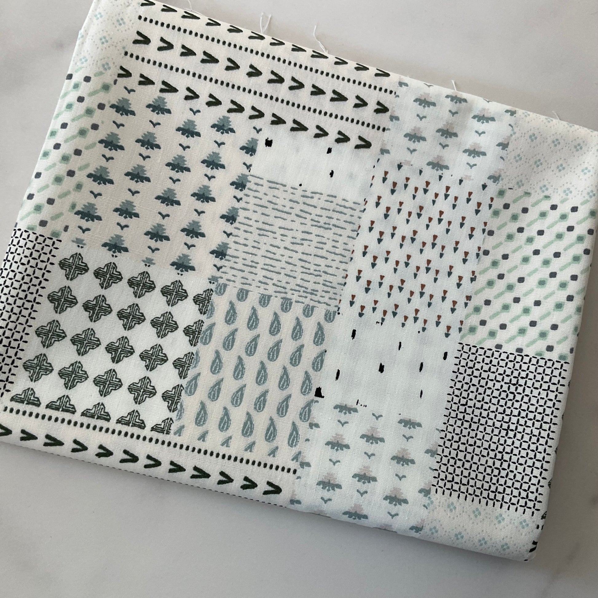 Art Gallery Fabrics - Curated Fat Quarter Bundle #4