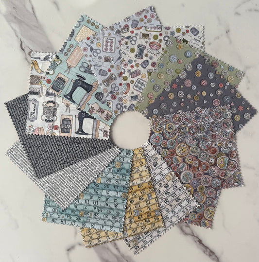 Atelier by Makower : Charm Pack