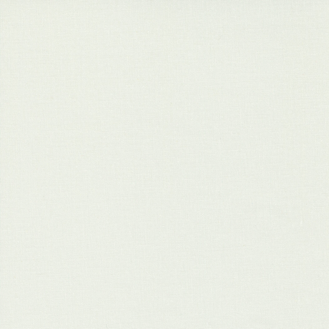 Bella Solids Junior Layer Cake : Feather