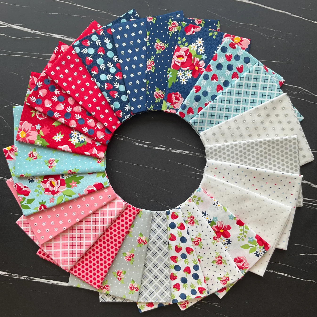 Panier de baies par April Rosenthal - Big Blooms - Framboise bleue 24150 15