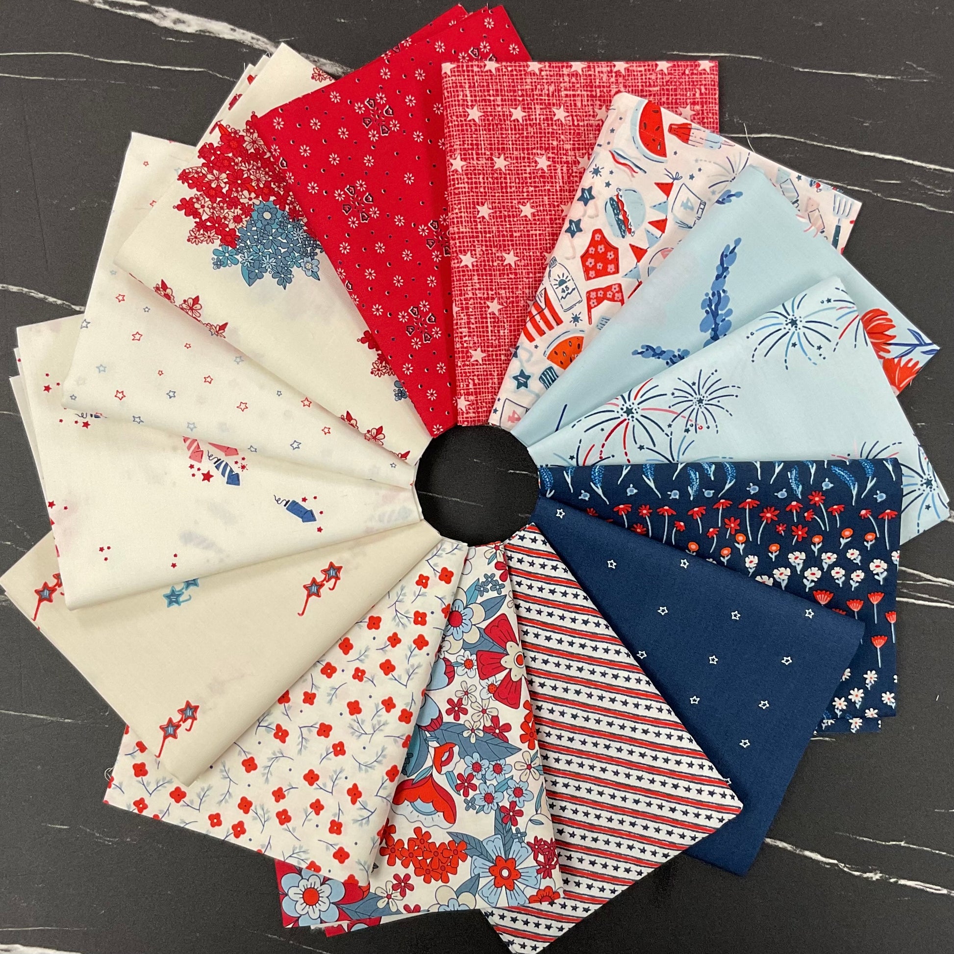 Bloomin' Americana by AGF Studio : Bundles