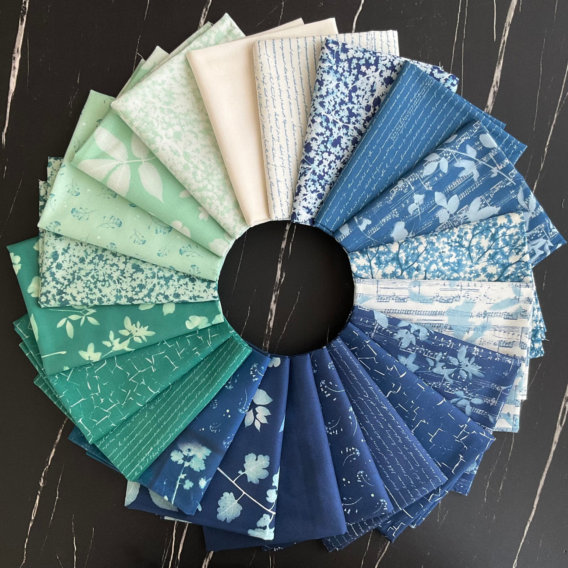 Bluebell by Janet Clare : Fabric Bundles