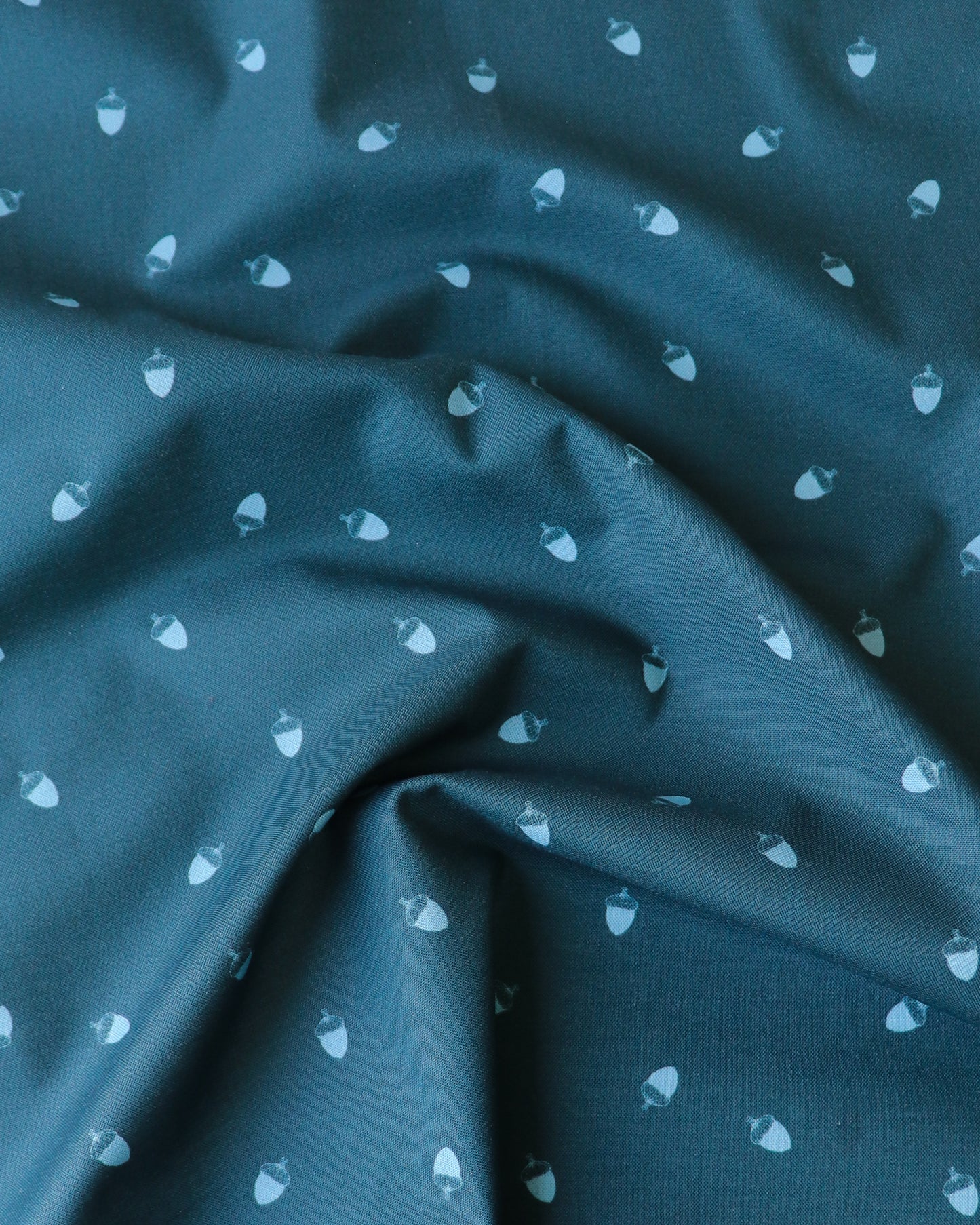 Bramble & Bloom by Katie O'Shea : Acorns Navy 91366-45