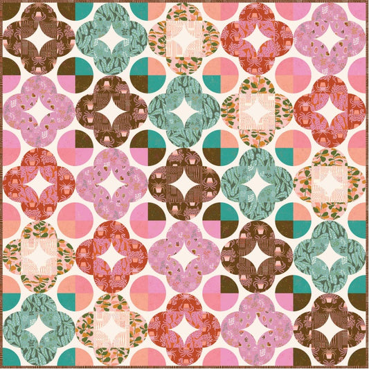 Dainty Tray Quilt Pattern by Holly Clarke Design HCD 021