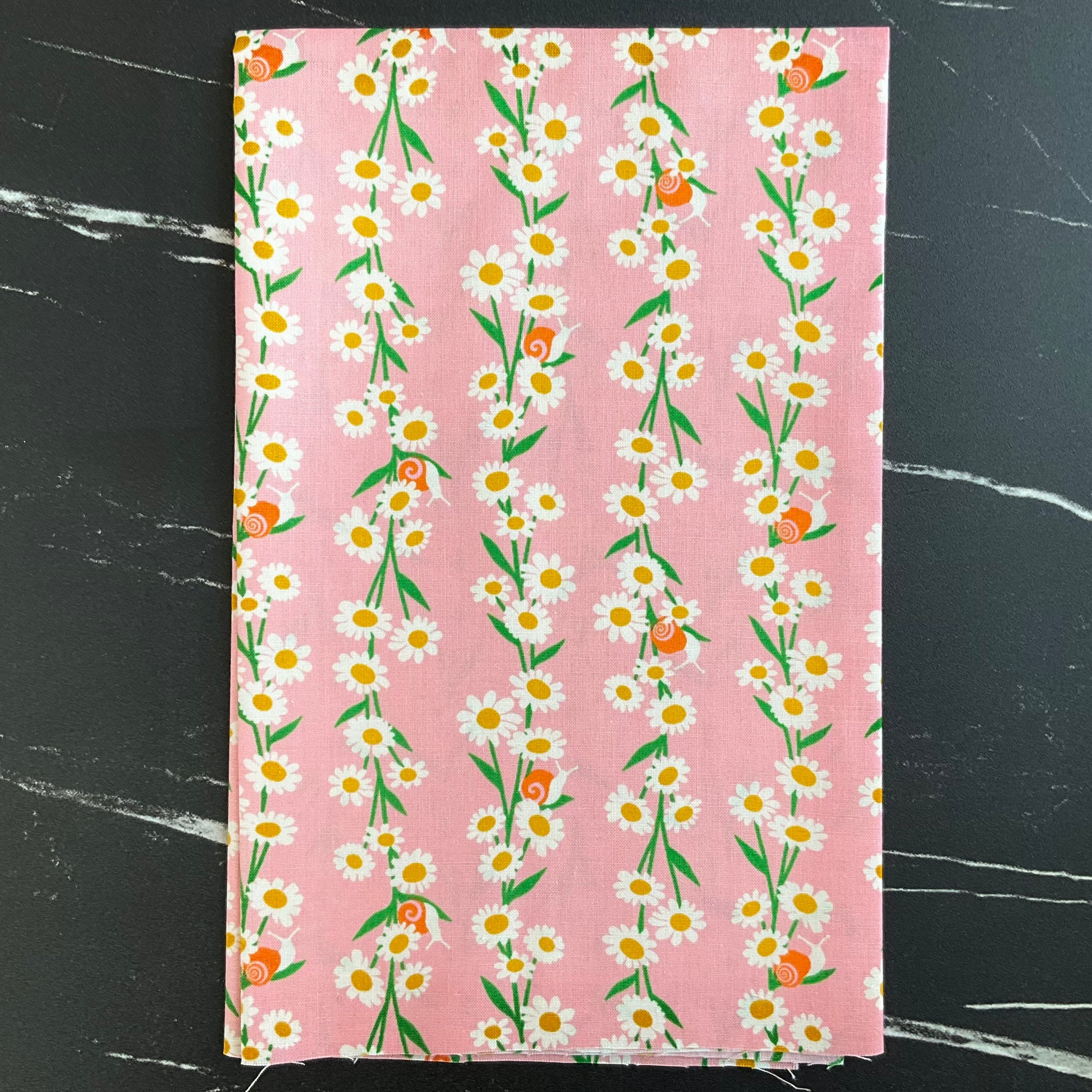 Carousel by Melody Miller : Daisy Chain Balmy RS0098 14