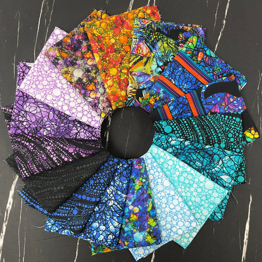 Cat Artistry by Peggy Collins : Fabric Bundles Including Panel