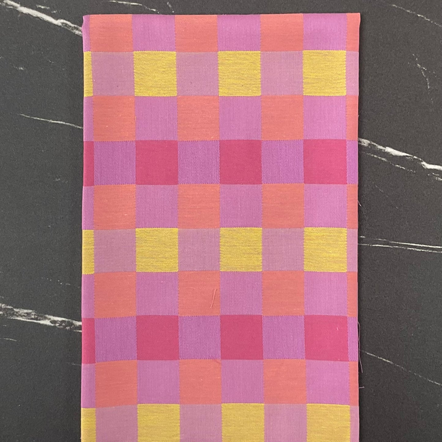 Check Mates by Anna Maria Horner-Parry : Alternate Perfume WAMT110-23C
