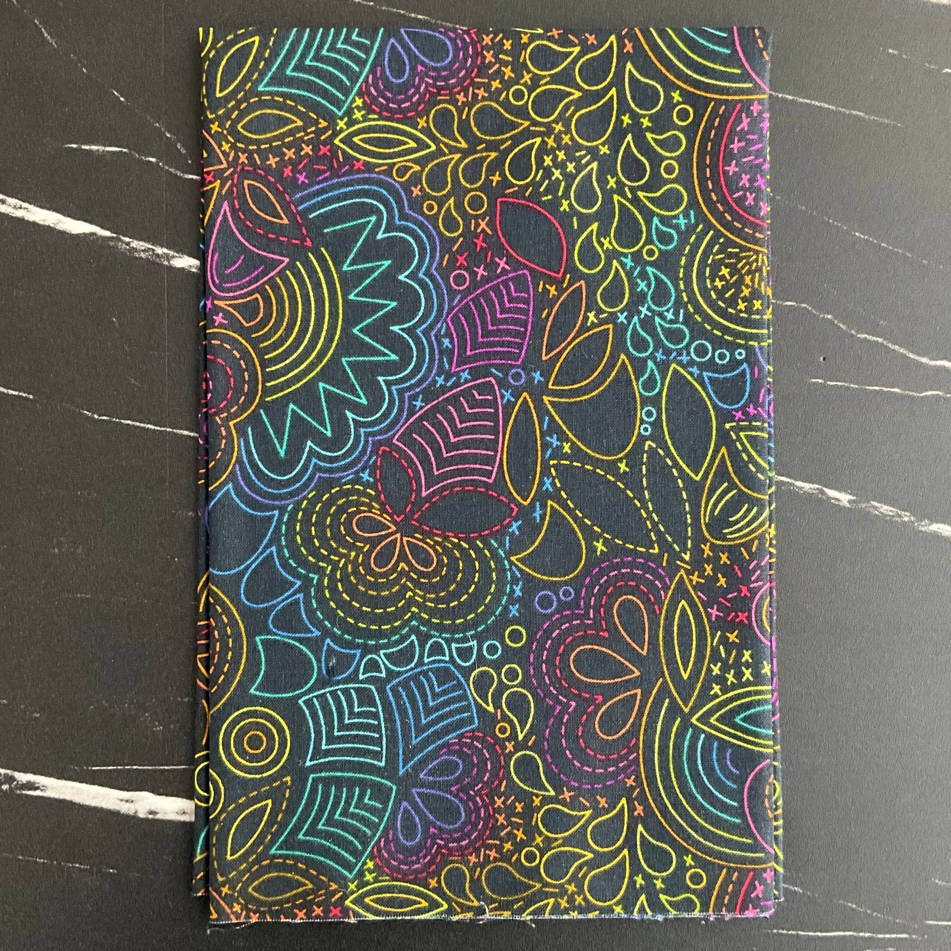 Color Wheel by Alison Glass : Rainbow Stitched Night A1446-K