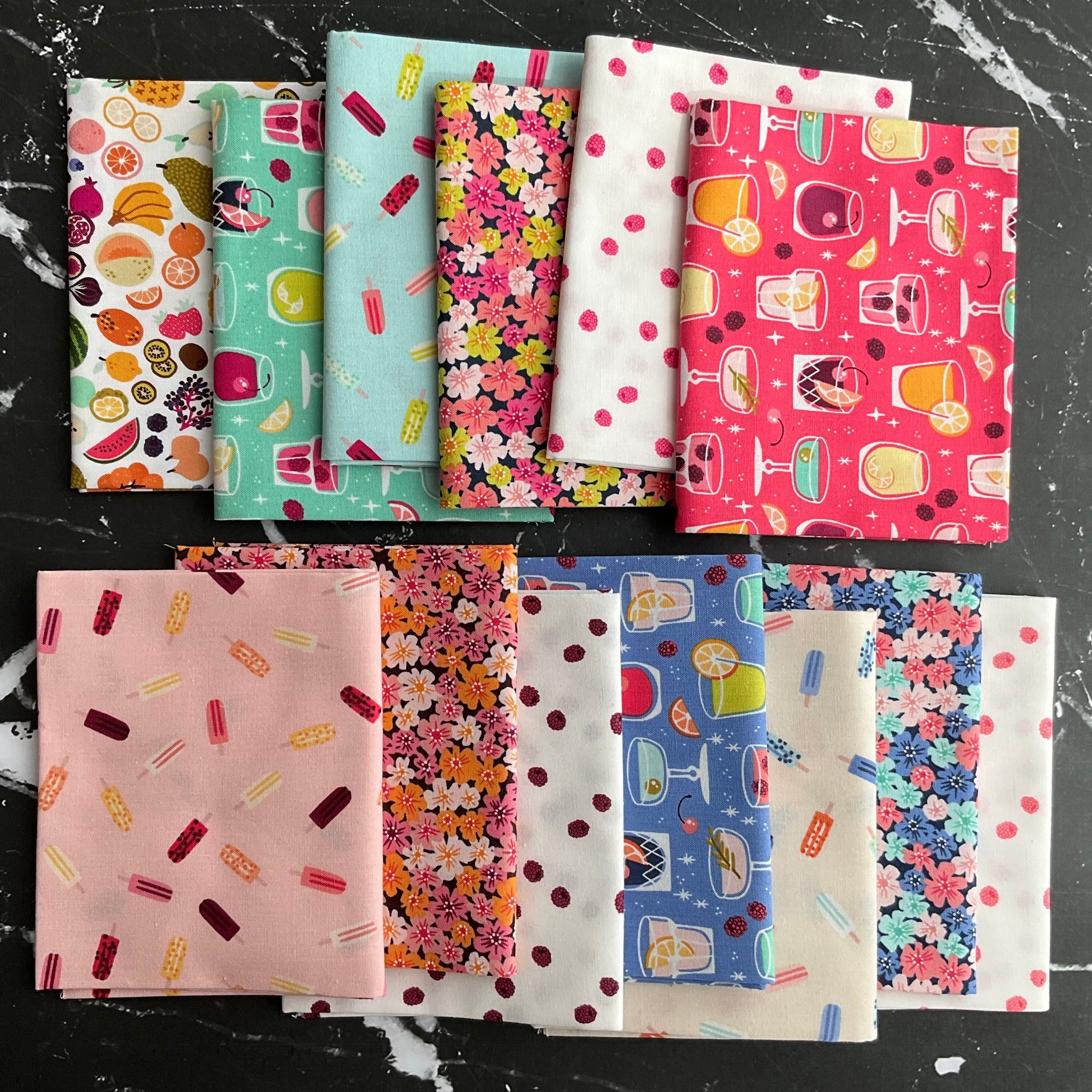 Colors & Cravings by Rebecca Smith : Berries - Smashing Pink Fabric RS103-SP2