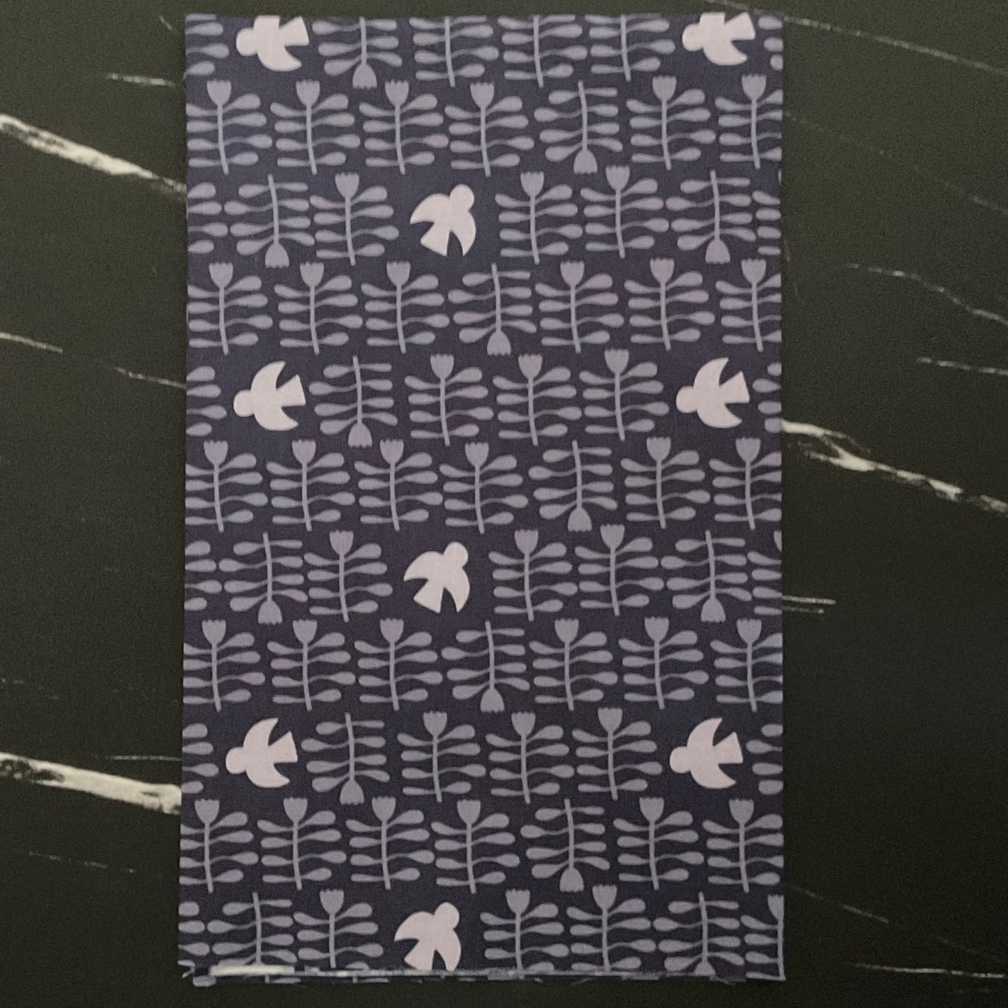 Conway Cottage by Karen Lewis Textiles : Amongst the Flowers Oxford A1417-B