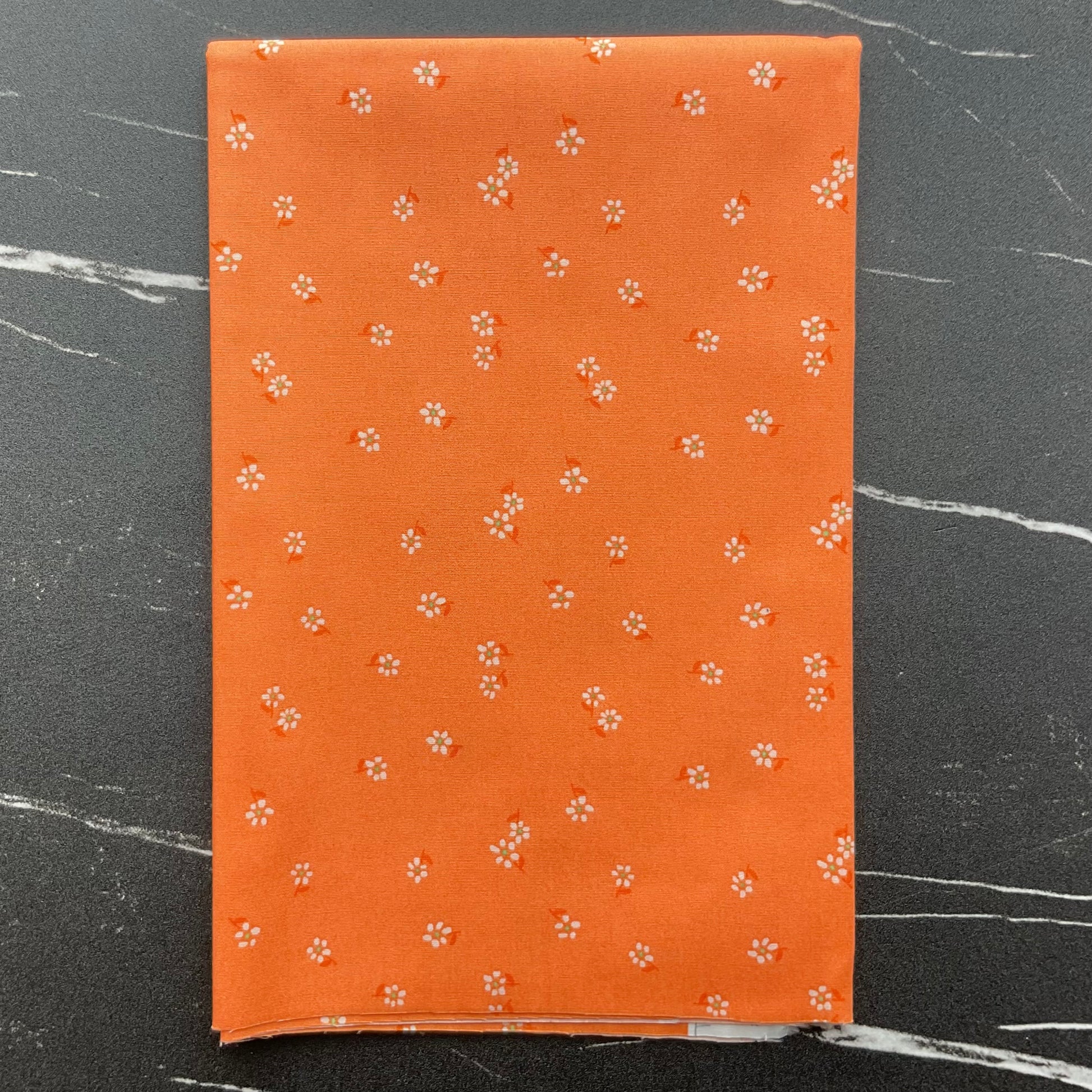 Daisy by Maureen Cracknell Drifting Florets Marmalade DSY24414