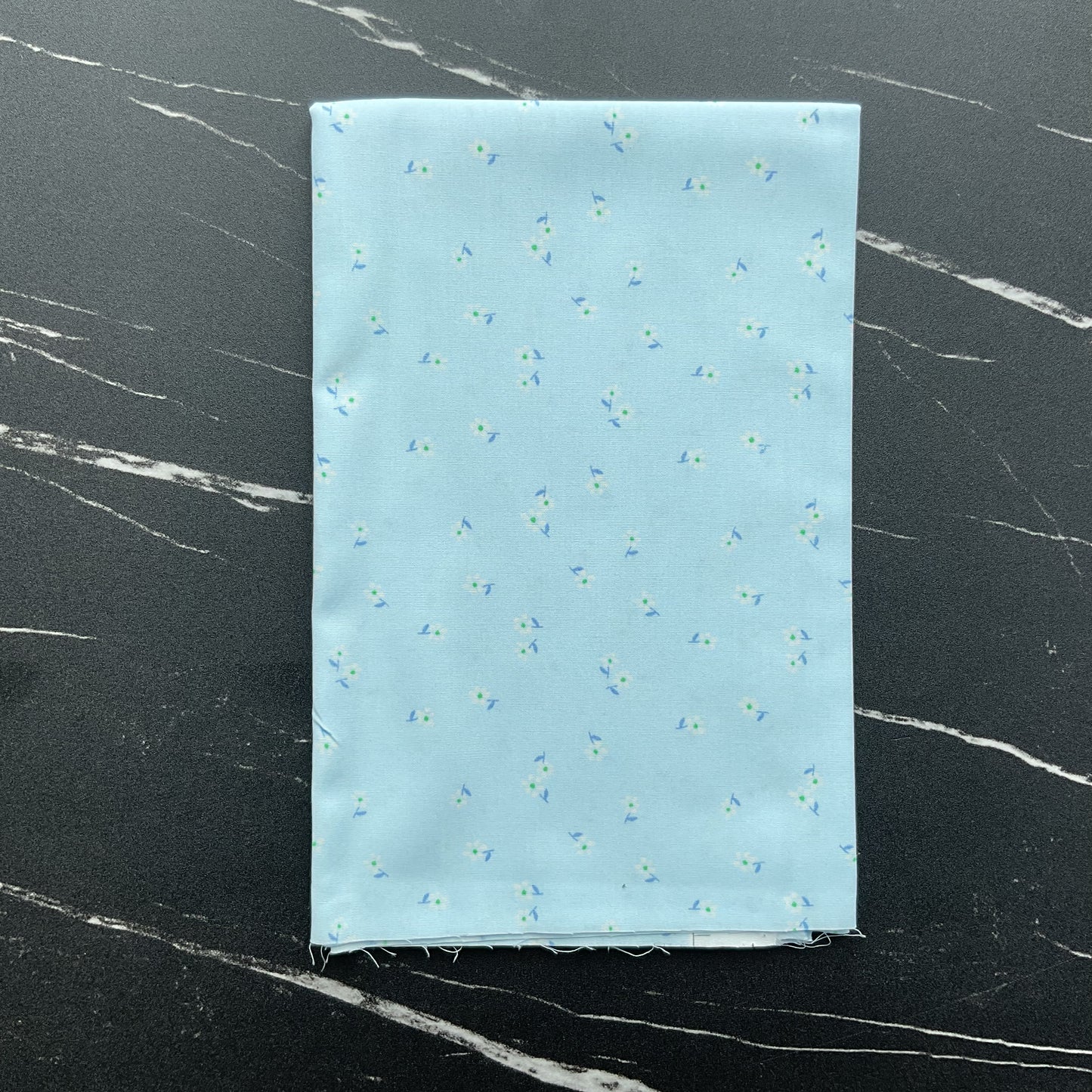 Daisy by Maureen Cracknell - Fabric Bundles