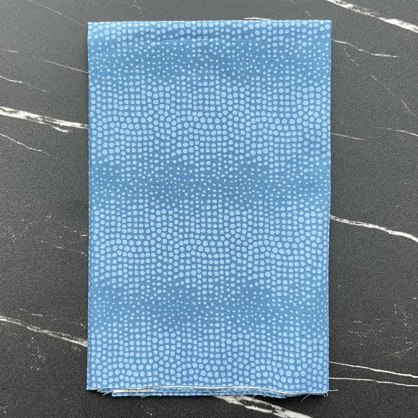 Daisy by Maureen Cracknell Fallen Stones DSY24405