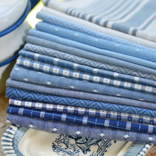 Denim & Daisies Wovens by Fig Tree & Co. : Layer Cake