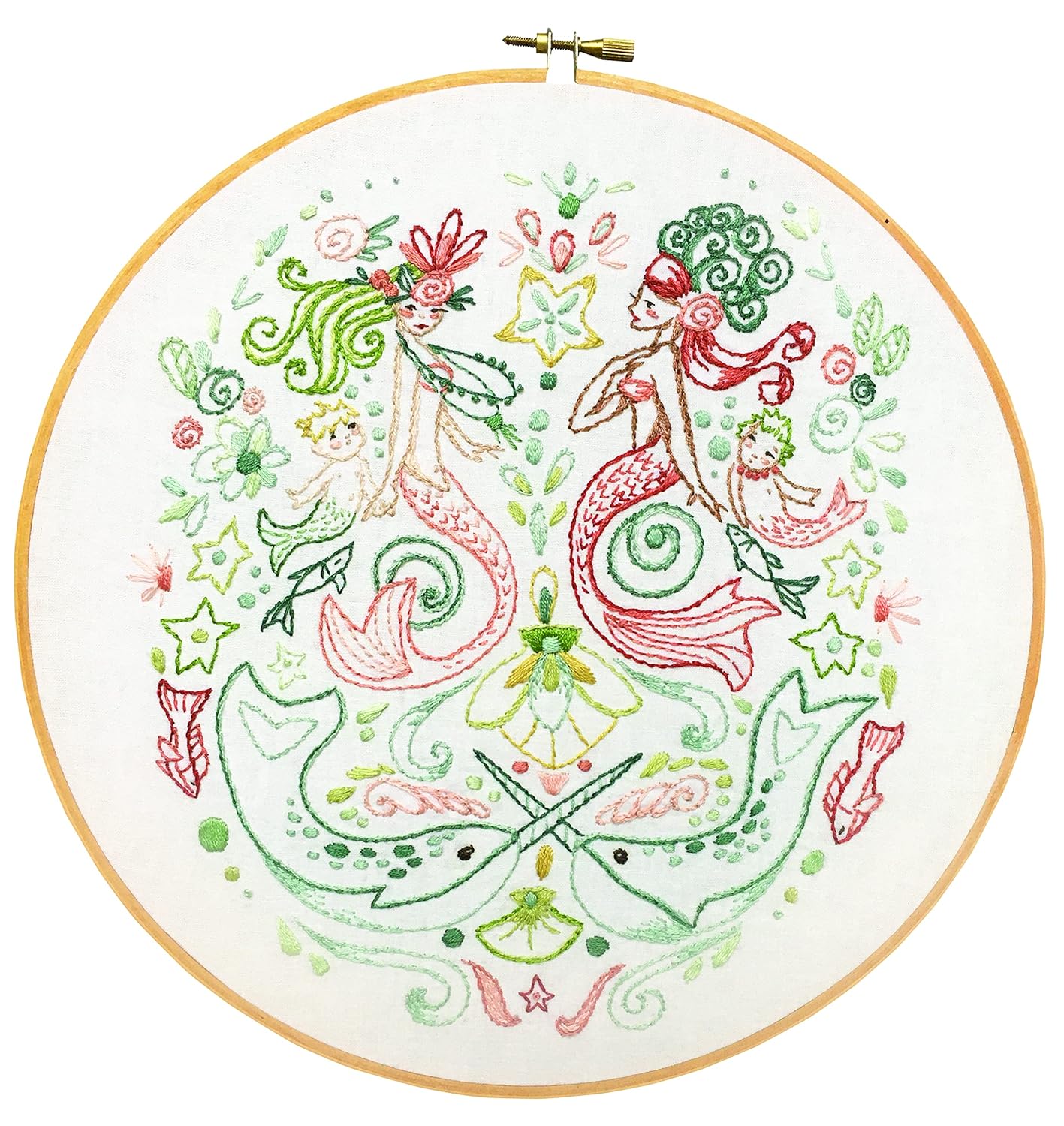 Embroidered Mythical Creatures: 50+ Iron-on Transfers Inspired by Fairy Tales & Fantasy