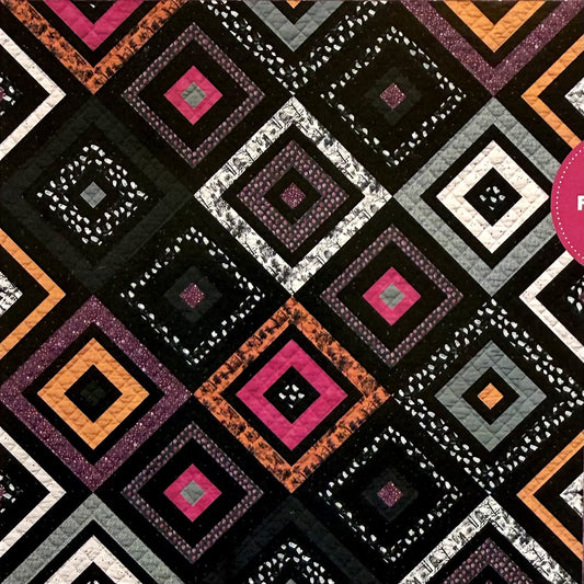 Enshadow by Katarina Roccella : Free PDF Haunted Maze Quilt Pattern